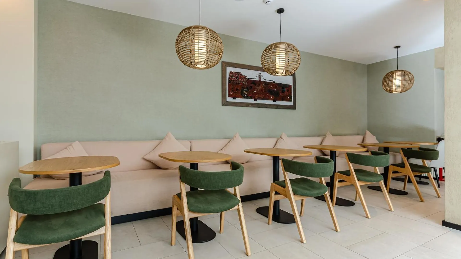 Omid Saldanha Hotel Лиссабон