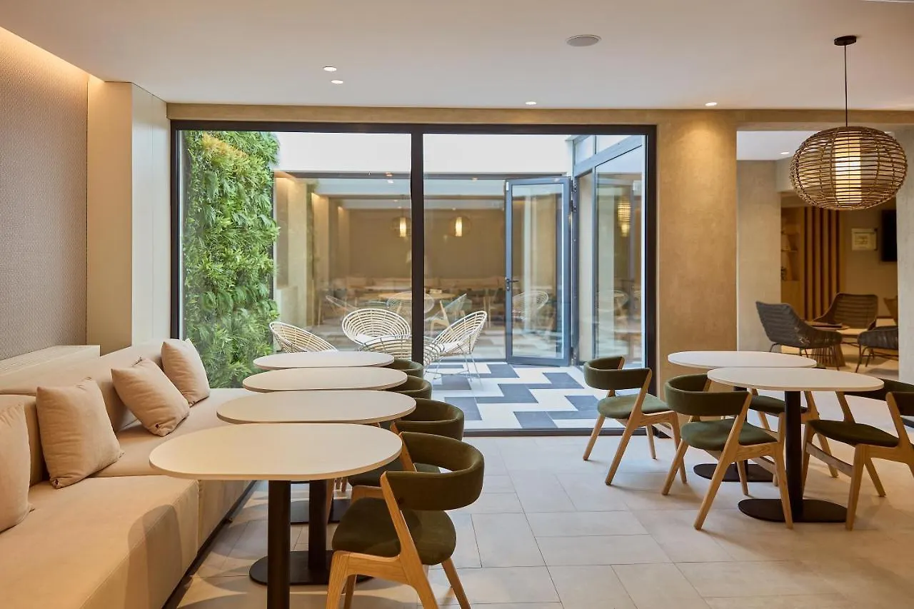 Omid Saldanha Hotel Lisbona